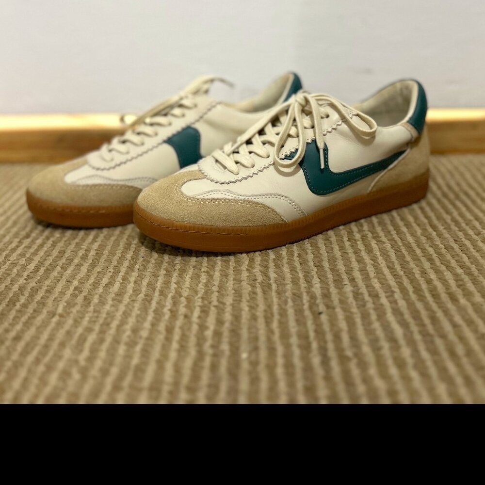 Dolce Vita Notice Sneakers- 8.5